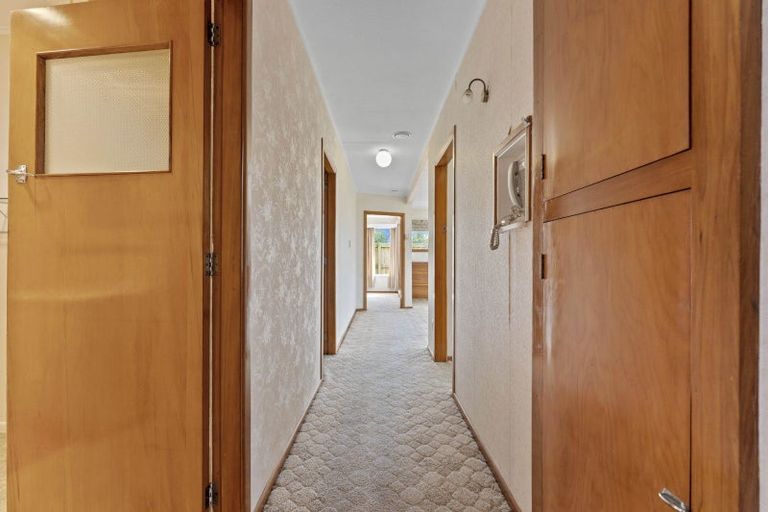 Photo of property in 21 Hamilton Street, Pahiatua, 4910