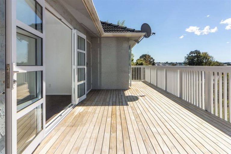 Photo of property in 23a View Road, Campbells Bay, Auckland, 0630