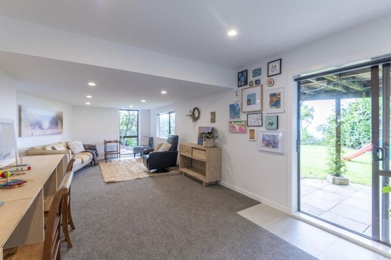 Photo of property in 1 Haunui Way, Pukerua Bay, 5026