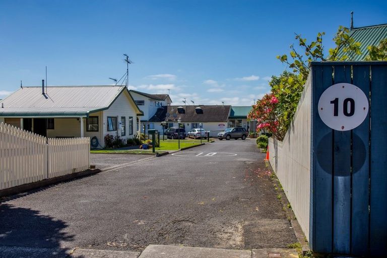 Photo of property in 10/70 Whiteley Street, Moturoa, New Plymouth, 4310