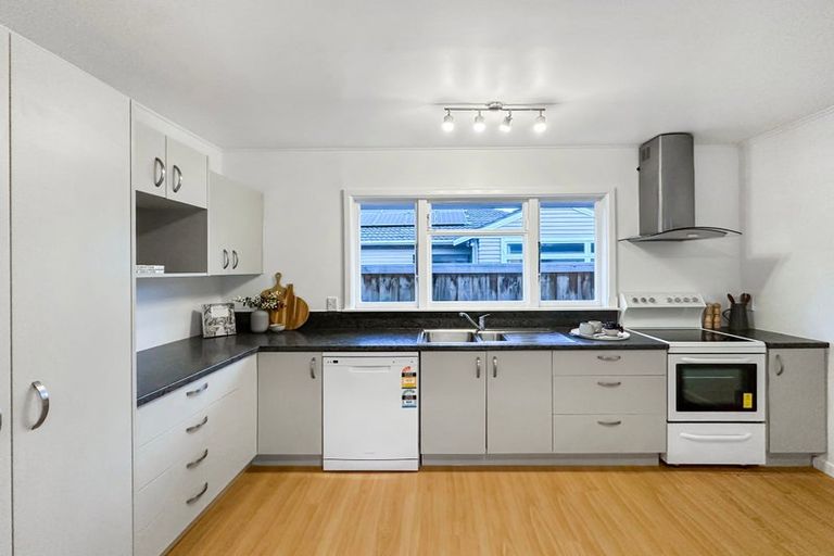 Photo of property in 265 Cranford Street, St Albans, Christchurch, 8052