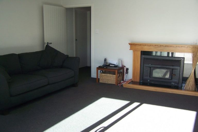 Photo of property in 46a Marine Parade, Mellons Bay, Auckland, 2014