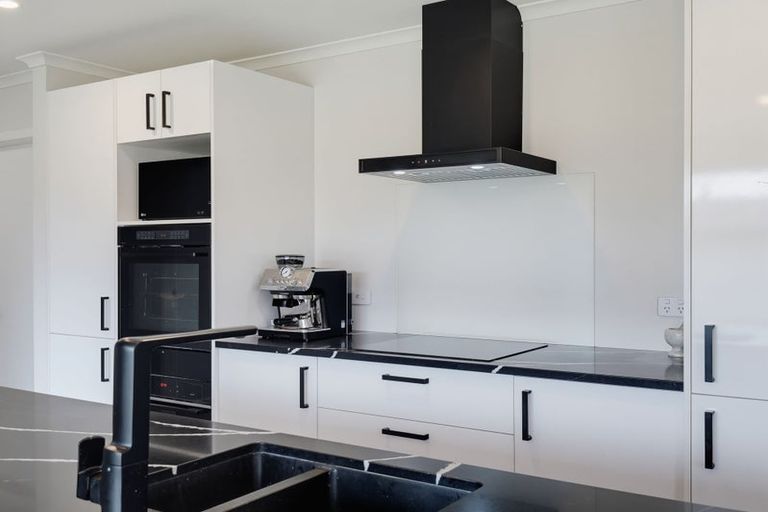 Photo of property in 30 Monarch Drive, Ashhurst, 4810