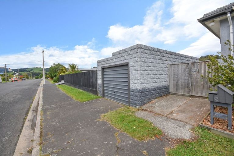 Photo of property in 32 Wingatui Road, Mosgiel, 9024