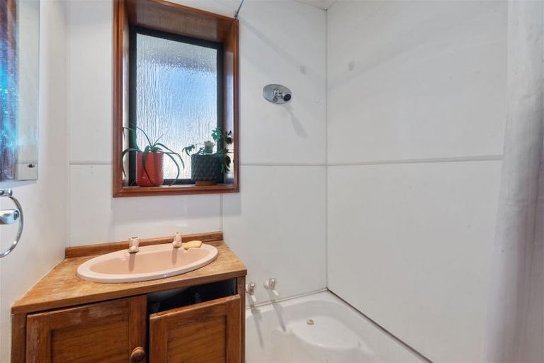 Photo of property in 6b Chartwell Street, Burwood, Christchurch, 8083