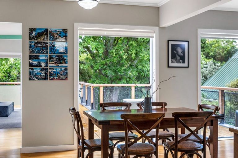 Photo of property in 71 Moa Road, Point Chevalier, Auckland, 1022