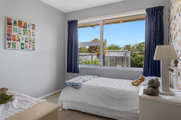 Photo of property in 53 Maces Road, Bromley, Christchurch, 8062