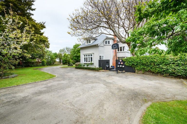 Photo of property in 12 Kimbolton Road, Feilding, 4702