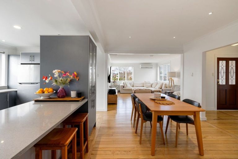 Photo of property in 16 Robinson Street, Cambridge, 3434