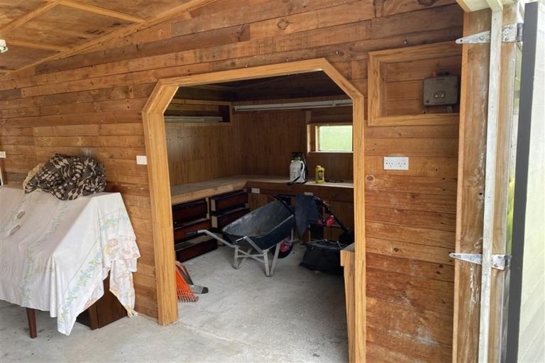 Photo of property in 250a Fergusson Drive, Heretaunga, Upper Hutt, 5018