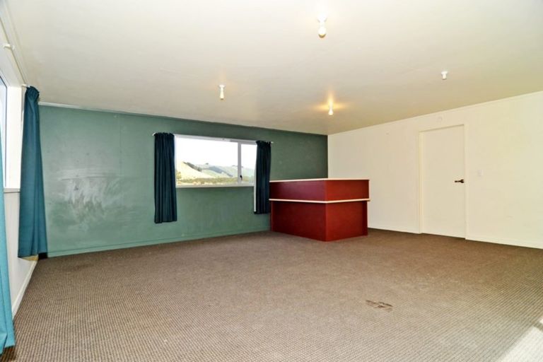 Photo of property in 44 Harwood Street, Harwood, Dunedin, 9077