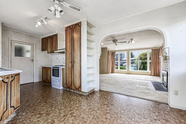 Photo of property in 6 Pickering Crescent, Chedworth, Hamilton, 3210