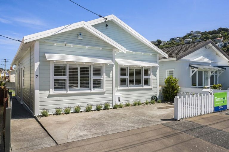 Photo of property in 7 Cruickshank Street, Kilbirnie, Wellington, 6022