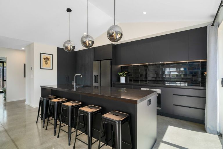 Photo of property in 5 Tahi Street, Albert Town, Wanaka, 9305