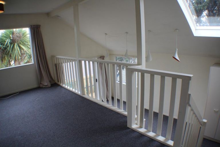 Photo of property in 22d Hall Street, Newtown, Wellington, 6021