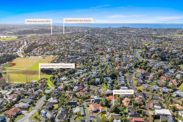 Photo of property in 18a Jacanas Place, Unsworth Heights, Auckland, 0632