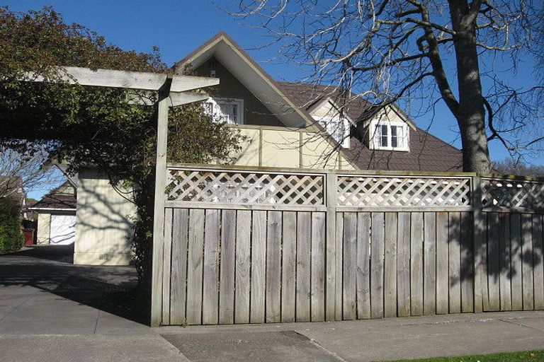 Photo of property in 296 College Street, West End, Palmerston North, 4410