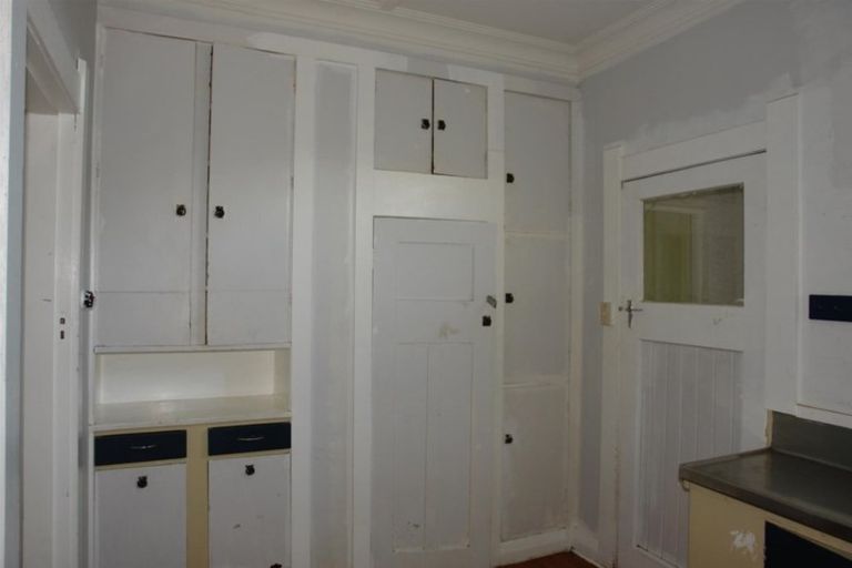 Photo of property in 191 Egmont Street, Patea, 4520