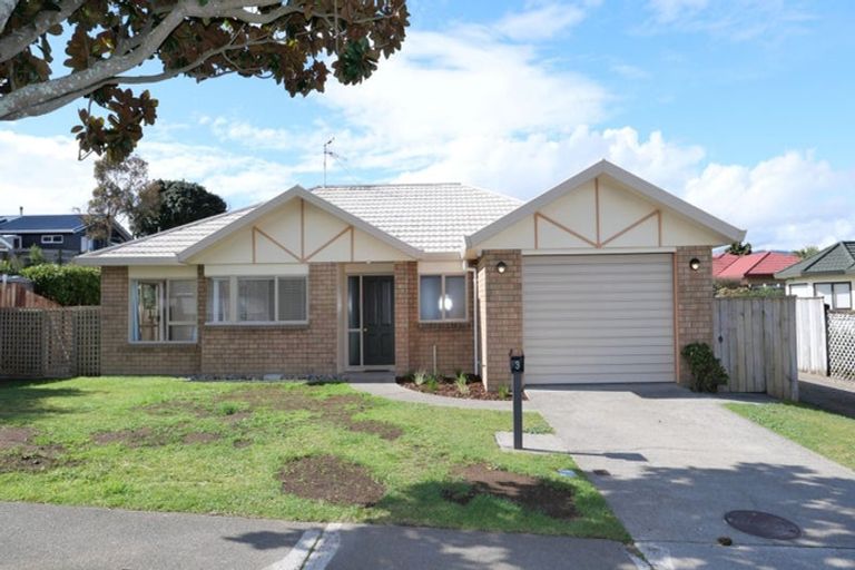 Photo of property in 3 Beachwater Grove, Paraparaumu Beach, Paraparaumu, 5032