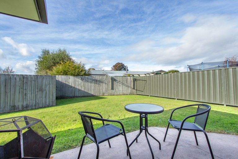 Photo of property in 6/64 Kawaha Point Road, Kawaha Point, Rotorua, 3010