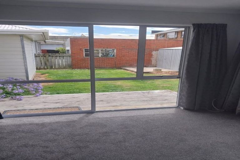 Photo of property in 19 Wesley Street, South Dunedin, Dunedin, 9012