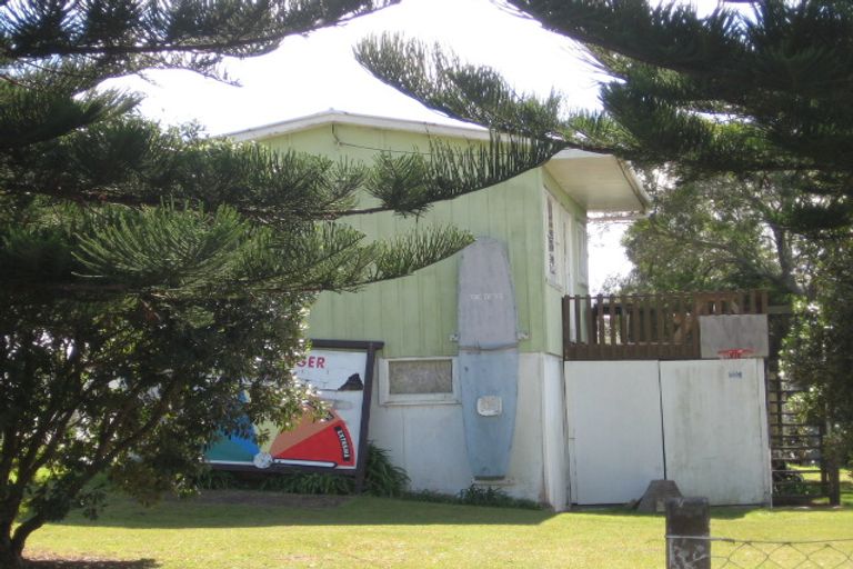 Photo of property in 13 North Avenue, Mangawhai Heads, Mangawhai, 0505