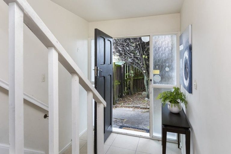 Photo of property in 4/12 Washbournes Road, Wigram, Christchurch, 8042