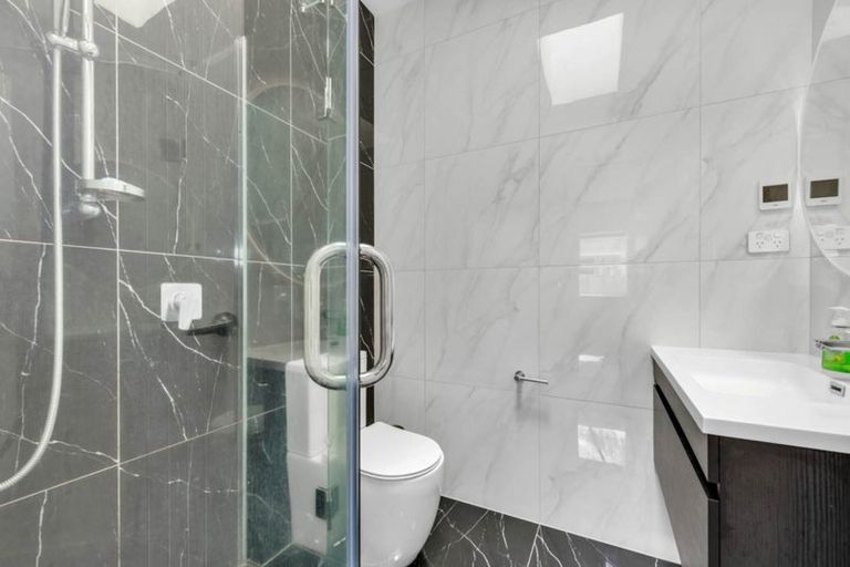 Photo of property in 39 Farranfore Road, Opaheke, Papakura, 2113