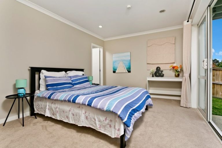 Photo of property in 15 Korihi Drive, Swanson, Auckland, 0614