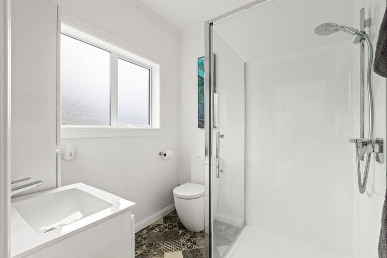 Photo of property in 1073 Kahikatea Flat Road, Waitoki, Kaukapakapa, 0871