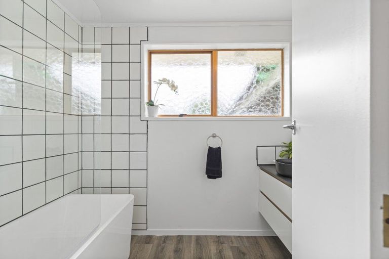 Photo of property in 16 Moana Place, Morrinsville, 3300