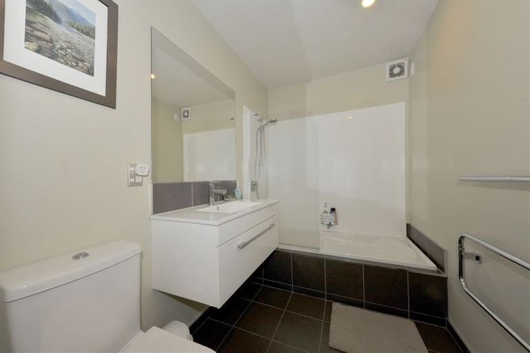 Photo of property in 12 Heywood Terrace, Richmond, Christchurch, 8013