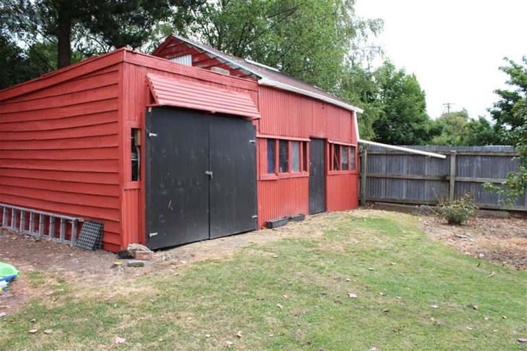 Photo of property in 5 Ossian Street, Milton, 9220