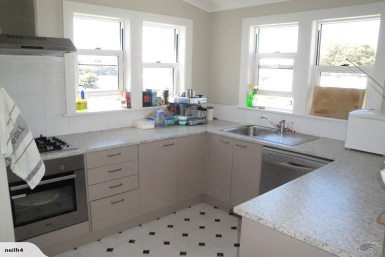 Photo of property in 19a Hargreaves Street, Mount Cook, Wellington, 6021