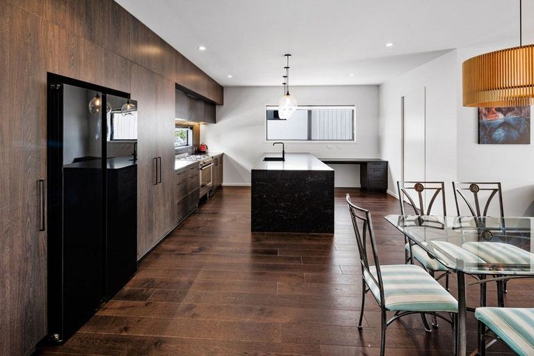 Photo of property in 11 Lakewood Lane, Cambridge, 3434