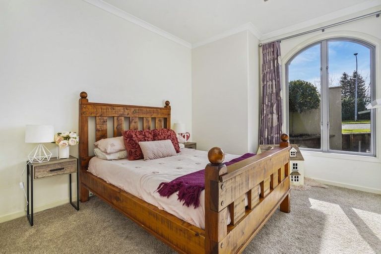 Photo of property in 102 Rototuna Road, Rototuna, Hamilton, 3210