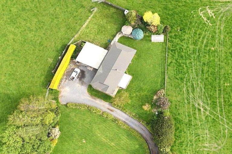 Photo of property in 463 Owaka Valley Road, Owaka, 9586