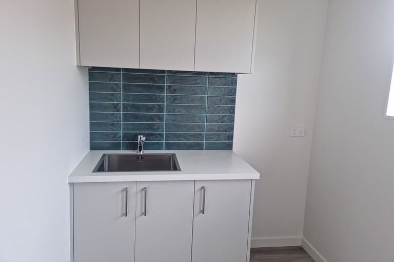 Photo of property in 55 Crossley Avenue, Woodend, 7610