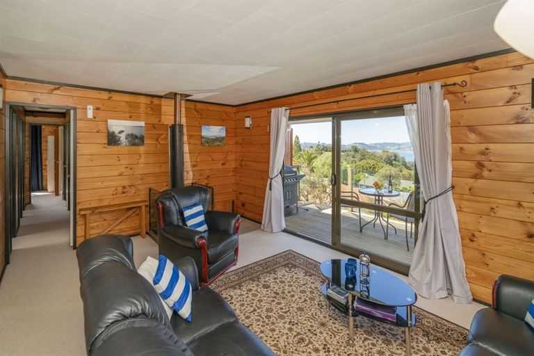 Photo of property in 12 Miro Place, Whitianga, 3510