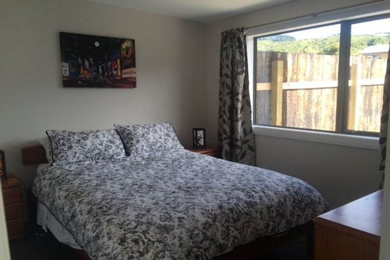 Photo of property in 3a Te Arawi Street, Takapuwahia, Porirua, 5022