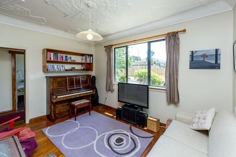 Photo of property in 22 Northgate, Strandon, New Plymouth, 4312