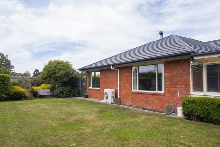 Photo of property in 71 North Terrace, Darfield, 7510