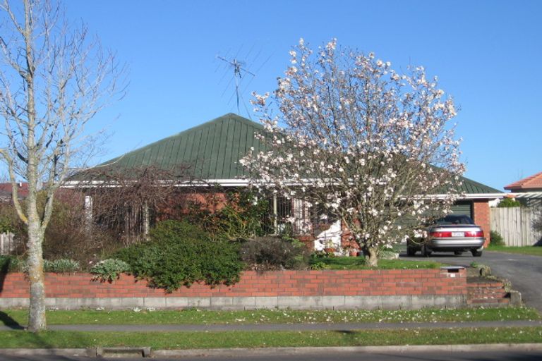 Photo of property in 16 Commodore Avenue, Flagstaff, Hamilton, 3210