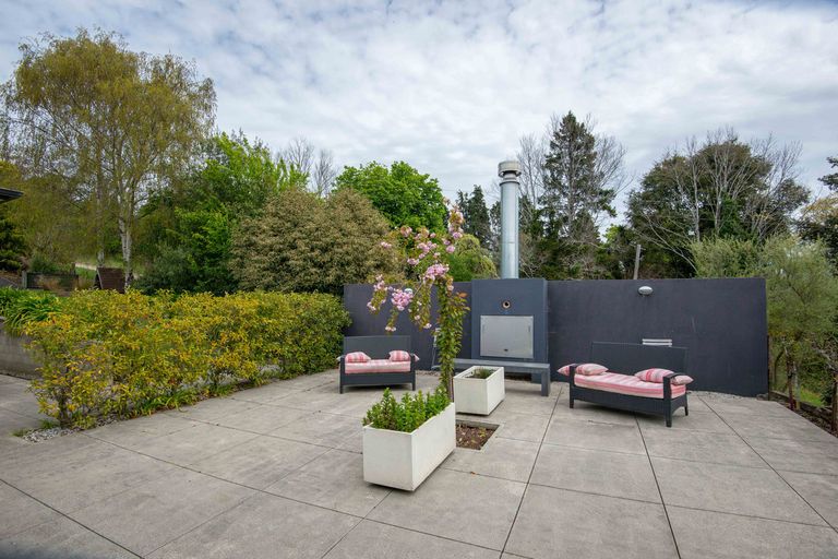 Photo of property in 8 Braeside, Kinmont Park, Mosgiel, 9024