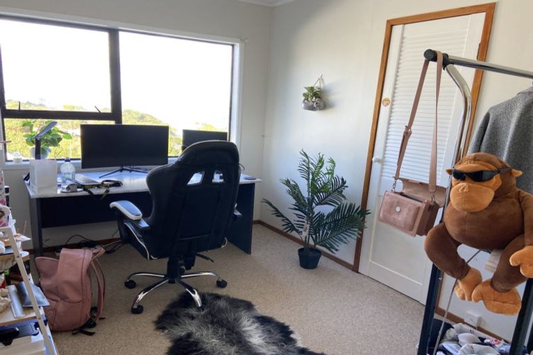 Photo of property in 70 Hadfield Street, Beach Haven, Auckland, 0626