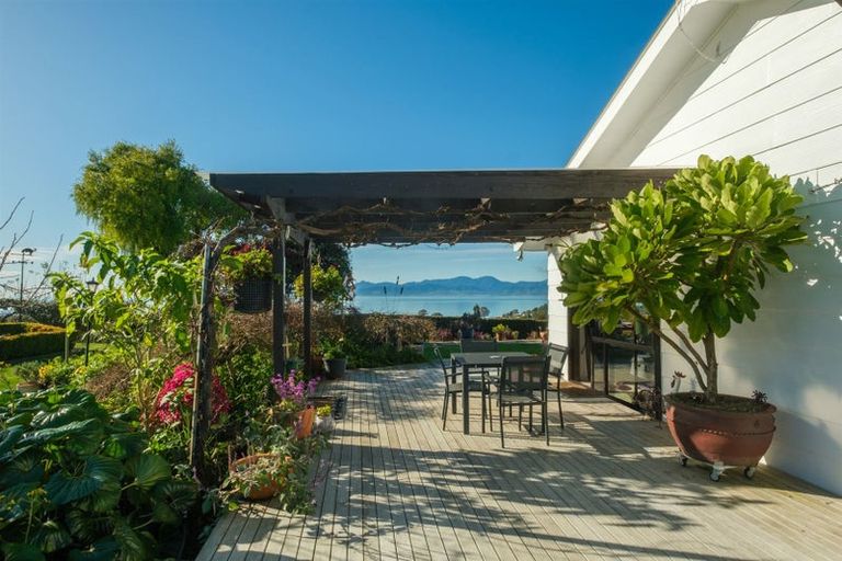 Photo of property in 208 Pomona Road, Ruby Bay, Upper Moutere, 7173