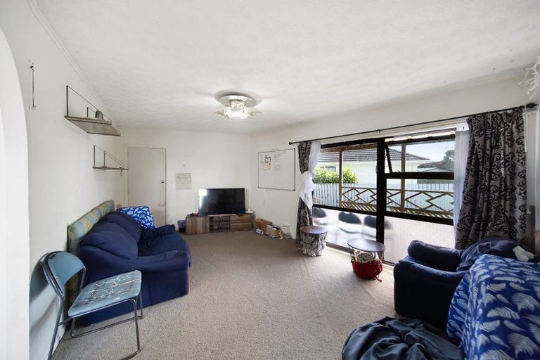 Photo of property in 44 Harwood Crescent, Otara, Auckland, 2023