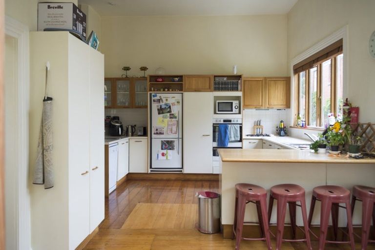 Photo of property in 176 Derwent Street, Island Bay, Wellington, 6023