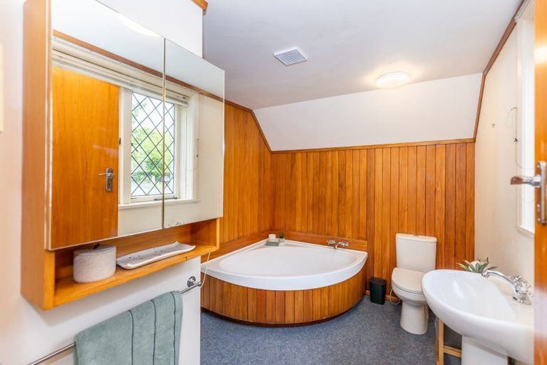 Photo of property in 2 Clifton Road, Hamilton Central, Hamilton, 3204