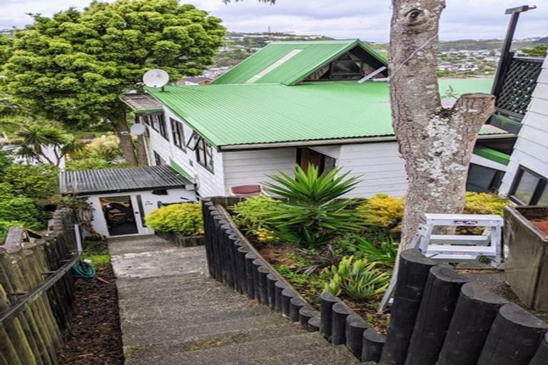 Photo of property in 27 Prospect Terrace, Johnsonville, Wellington, 6037